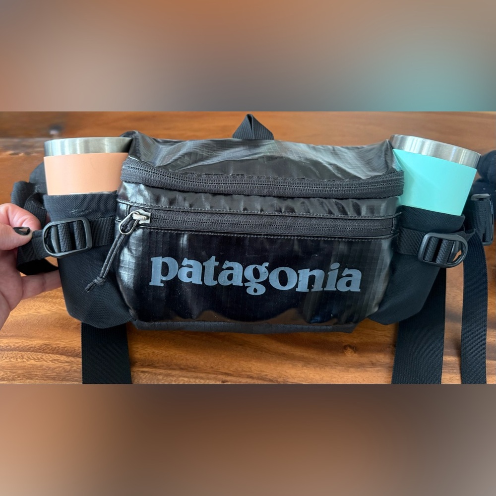 🔥Stylish Patagonia 5-L (holds a ton!) Shiny Black Fanny Bag - Unisex